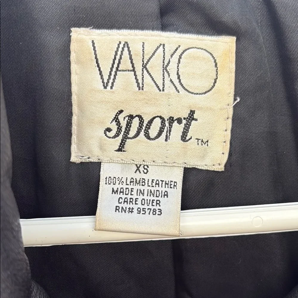 Vakko Black Leather Trench Coat Full-Length Tailored